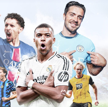 库拉索门将手接回传球！国足获禁区内任意球，韦世豪射门遭封堵